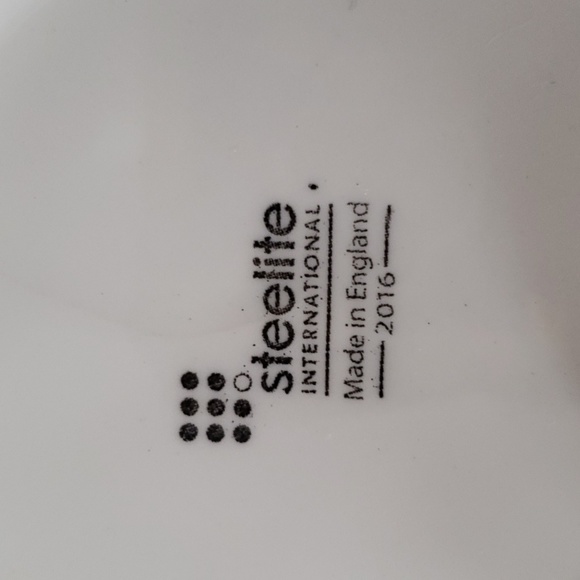 Steelite Dishes (2) 6x5 - Picture 2 of 4